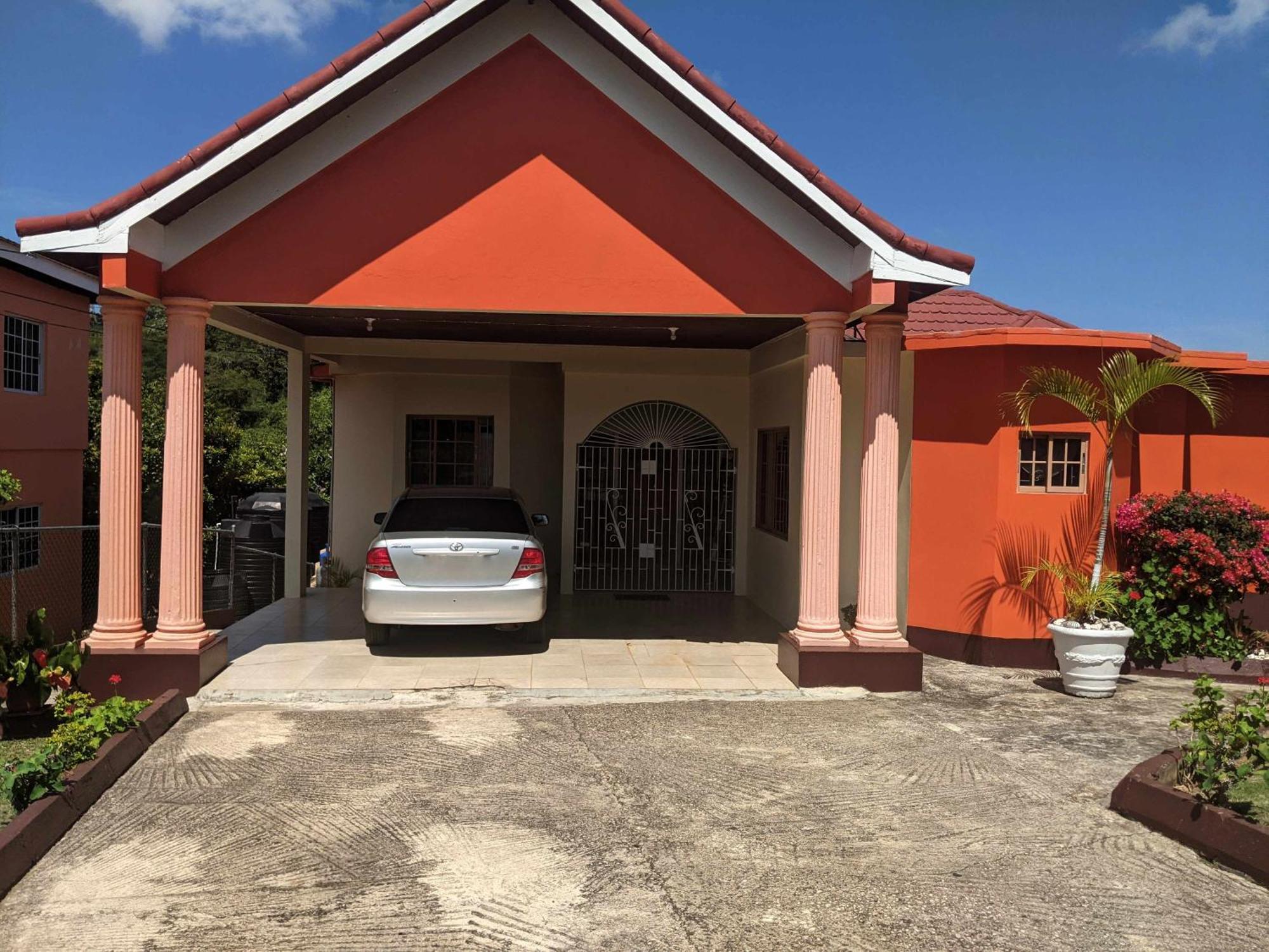 Oasis Living Getaway In Mandeville, Manchester Exterior photo